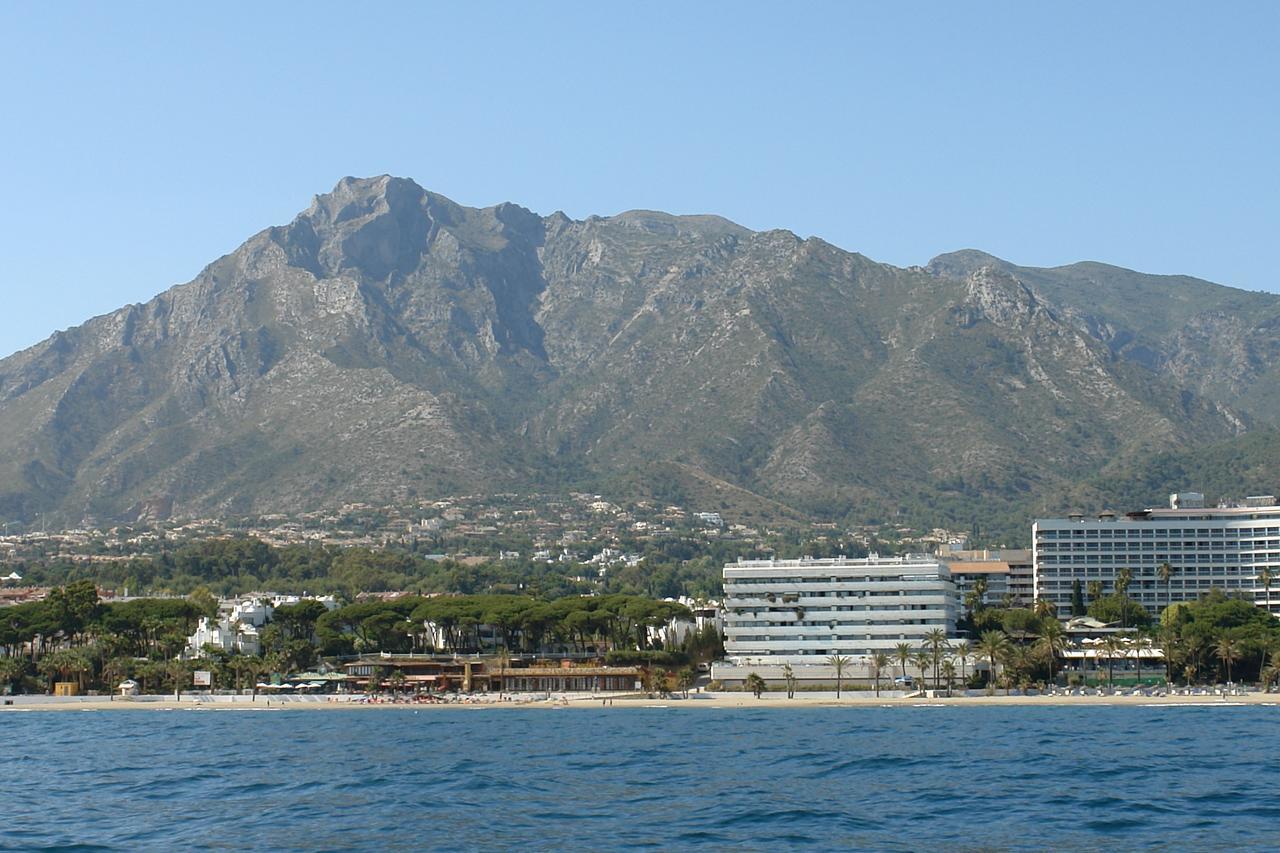 Marina Mariola Marbella Hotel Exterior photo