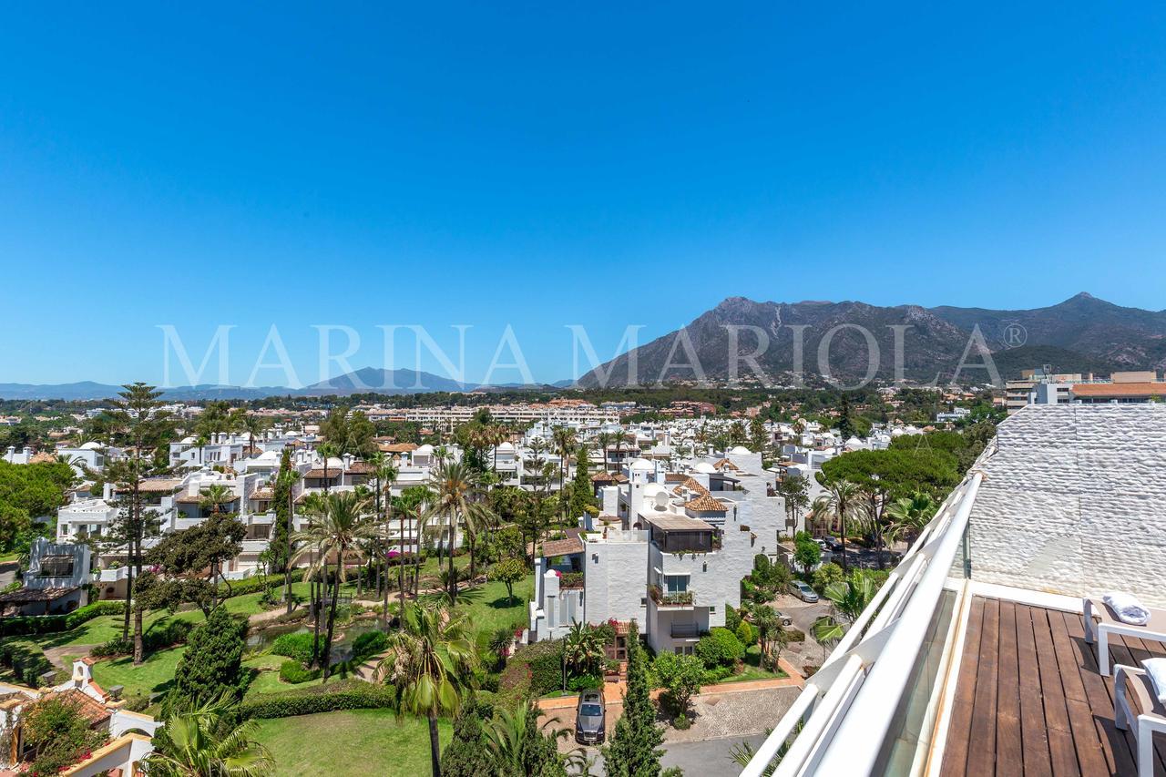 Marina Mariola Marbella Hotel Exterior photo